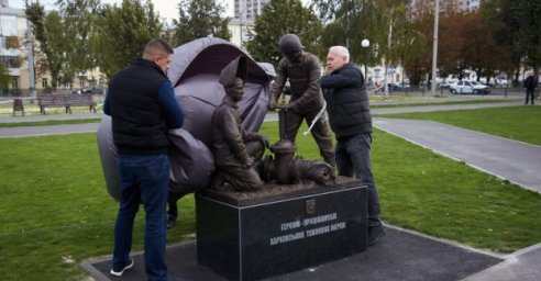 У Харкові відкрили пам’ятник тепловикам