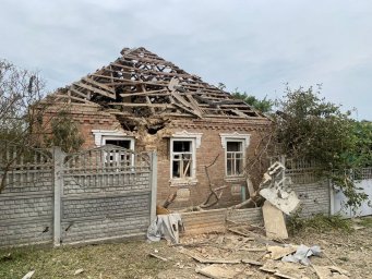 Окупанти атакували три населені пункти Харківщини: пошкоджено будинки та склад – про ситуацію станом на 13 серпня
