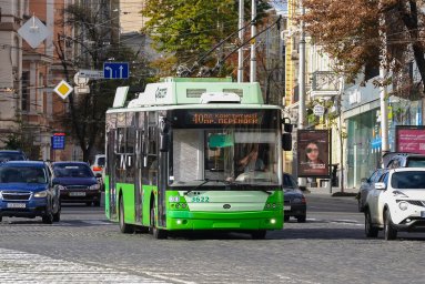 Трамваї №5 і 8 та тролейбуси №12, 13, 20, 31, 40 і 57 змінять маршрути через ремонти