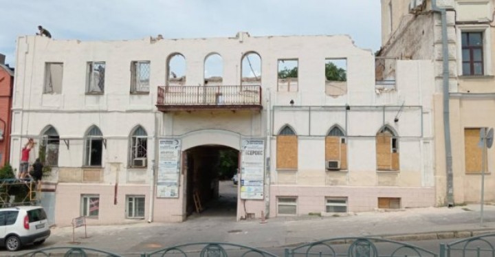 В центре Харькова остановили незаконное разрушение исторического здания