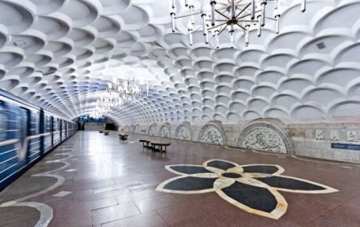 В Харькове остановили две линии метро