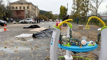 Ранковий удар по Харкову: загинули двоє працівників ринку, 13 людей поранені
