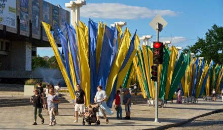 У центрі Харкова тимчасово обмежили паркування на майдані Конституції та вулиці Сумській
