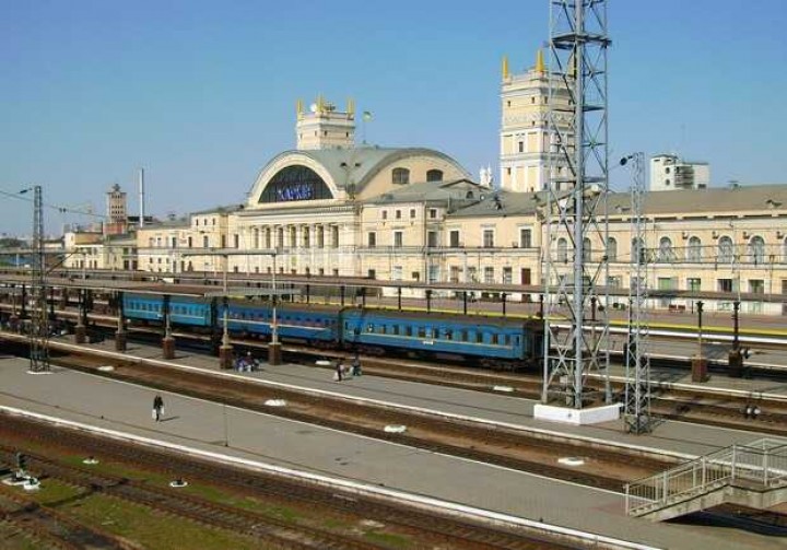 Укрзализныця изменила маршруты ряда поездов из-за ремонта