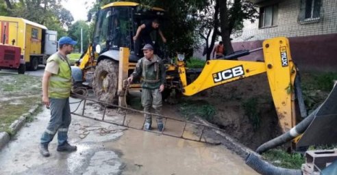 
В Харькове ликвидировали 14 повреждений на водоводах
