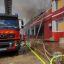 Пожар охватил 10 тысяч квадратных метров: российский дрон попал в складские помещения издательства в Харькове