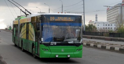 У Харкові 8&ndash;9 вересня обмежать рух на трьох ділянках: зміни торкнуться тролейбусів №3, 19, 35 та 59