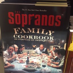 Кулінарна книга родини Сопрано: Секрети кухні &laquo;Vesuvio&raquo; від Арті Букко